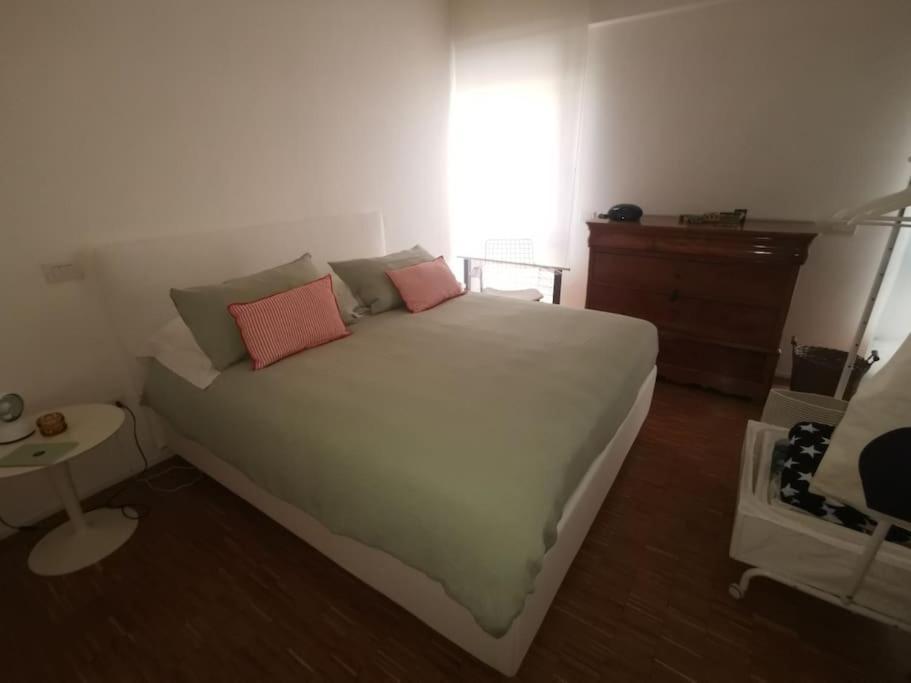 New Cosy Apartment Near To Petruzzelli Theatre Бари Экстерьер фото